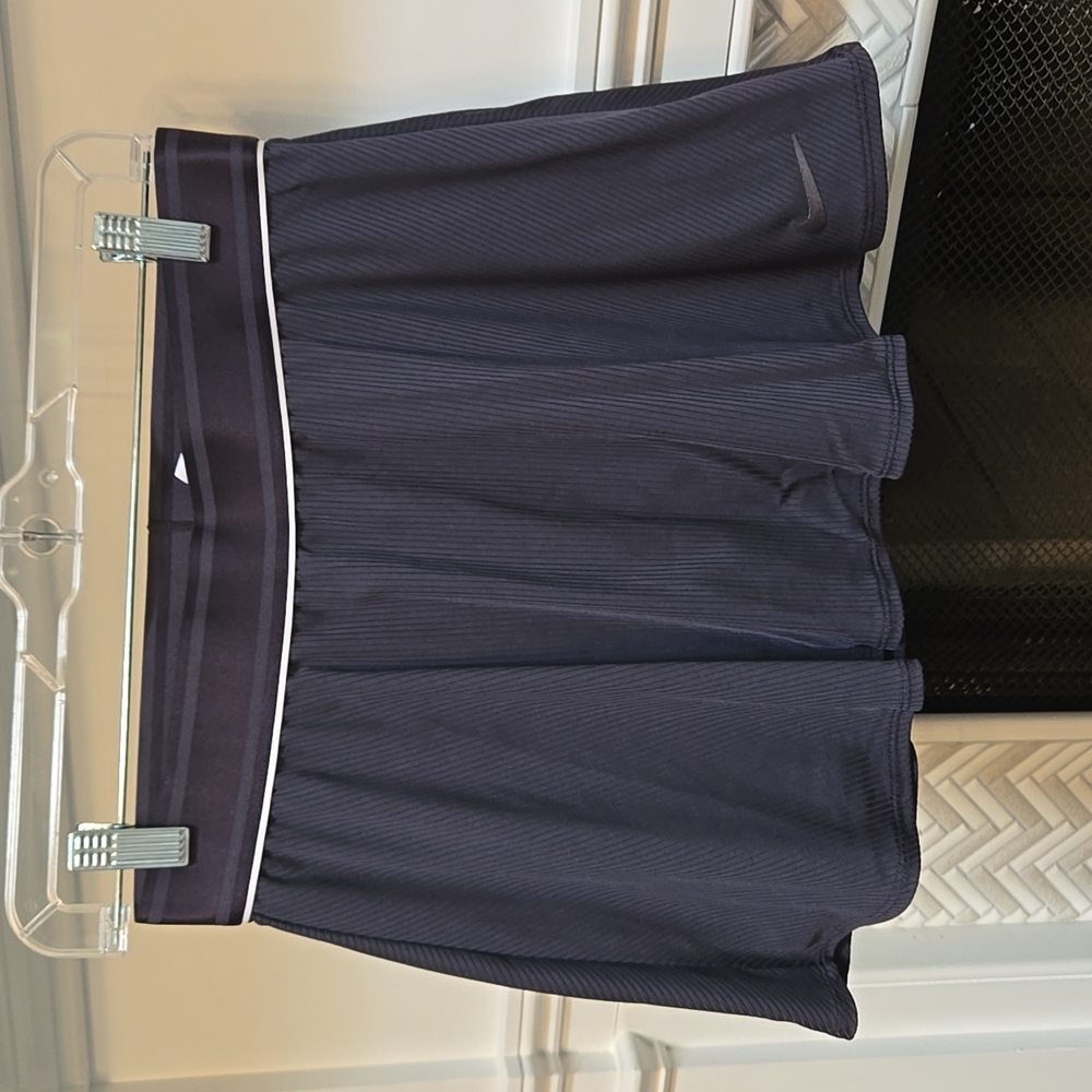 Nike Size M Dark Blue Tennis Skirt with White Trim At Waist